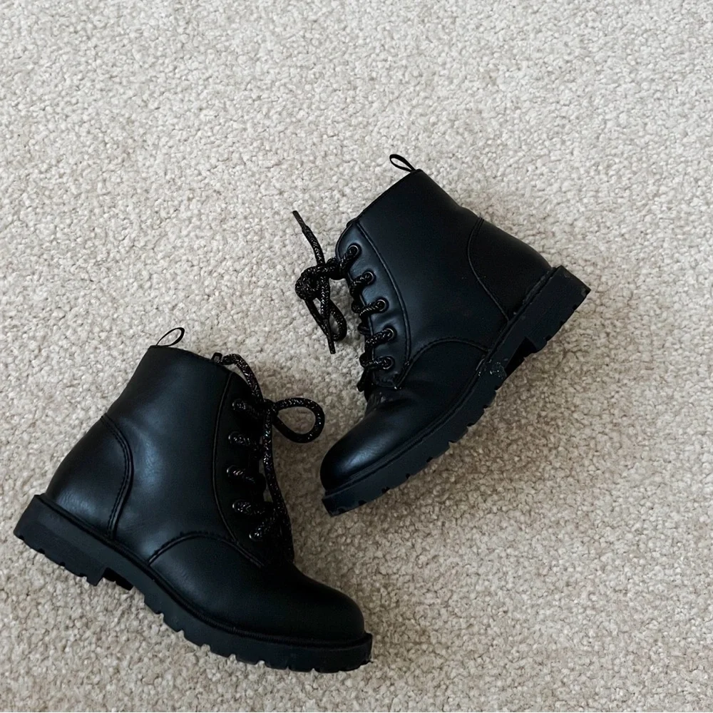 Toddler Girl’s Old Navy Faux-Leather Side-Zip Combo Boots Black size 9